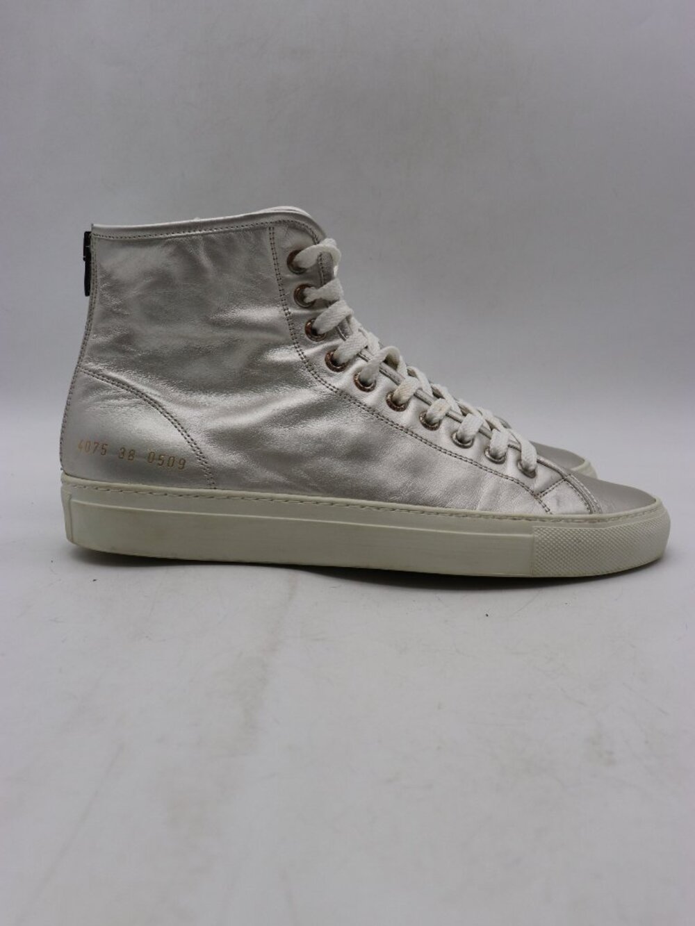 Common Projects Achilles Mid Women's Size EU 38 Silver Leather Lace Up Shoes